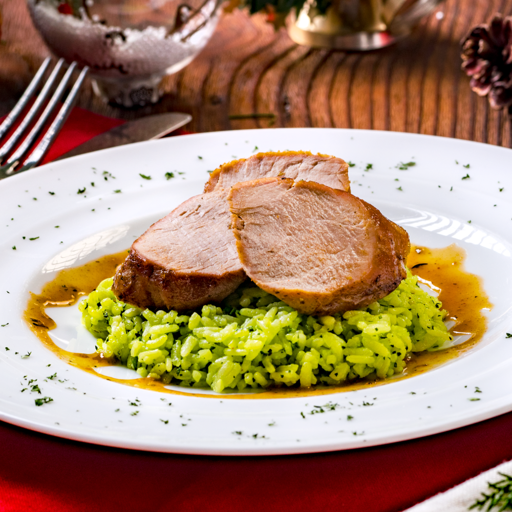 ¡Receta navideña! Filete de cerdo con arroz al cilantro