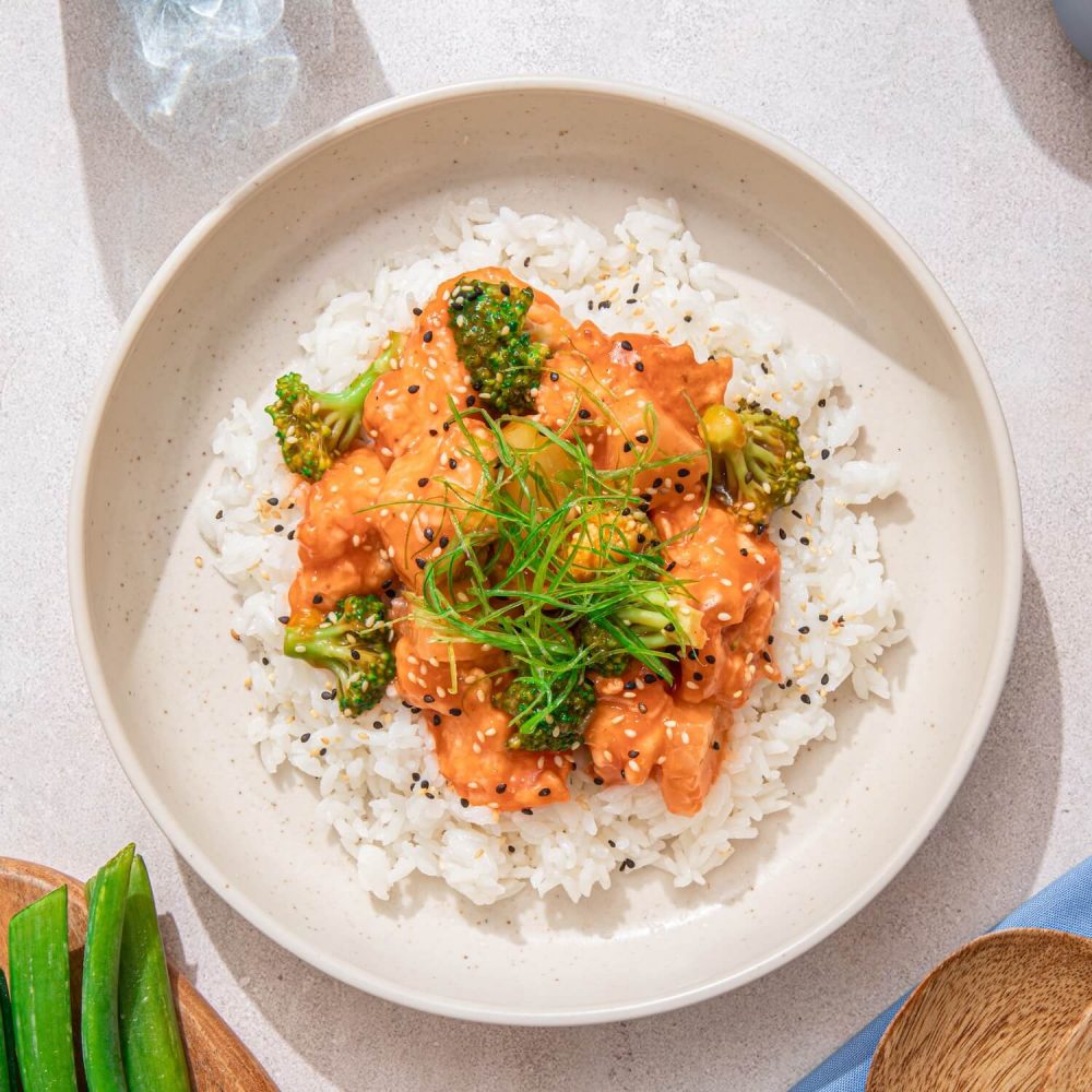 Pollo agridulce con brócoli y piña