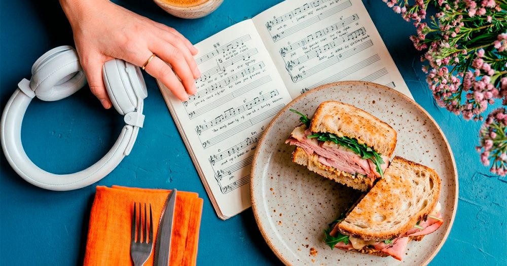 La música cambia el sabor de tu comida